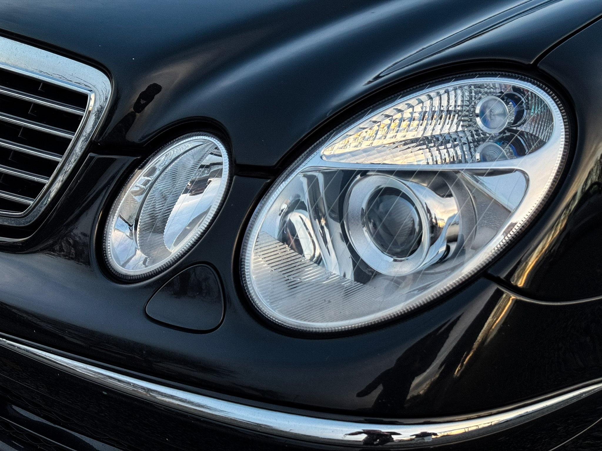 Mercedes-Benz E320 Avantgarde 3,2 V6 aut. 5d - Billede 4