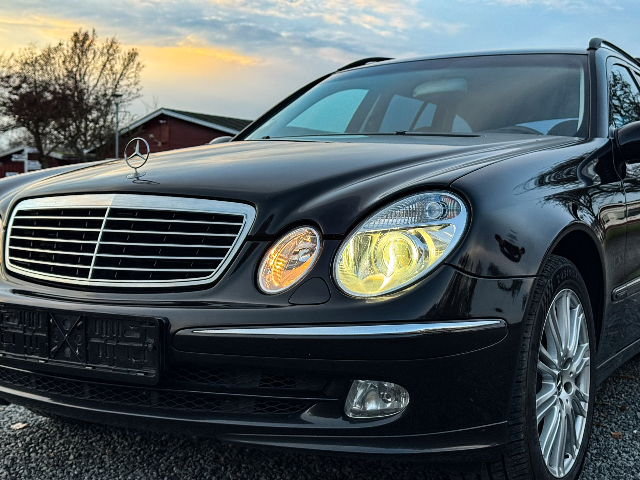 Mercedes-Benz E320 Avantgarde 3,2 V6 aut. 5d - Billede 9